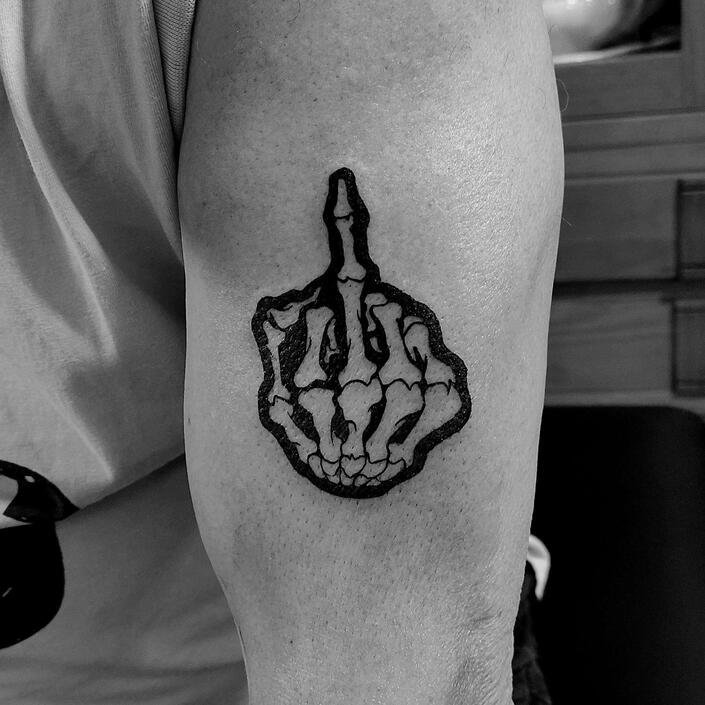Mano esqueleto