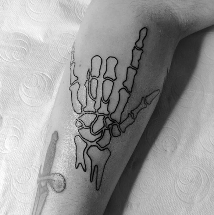 Mano esqueleto